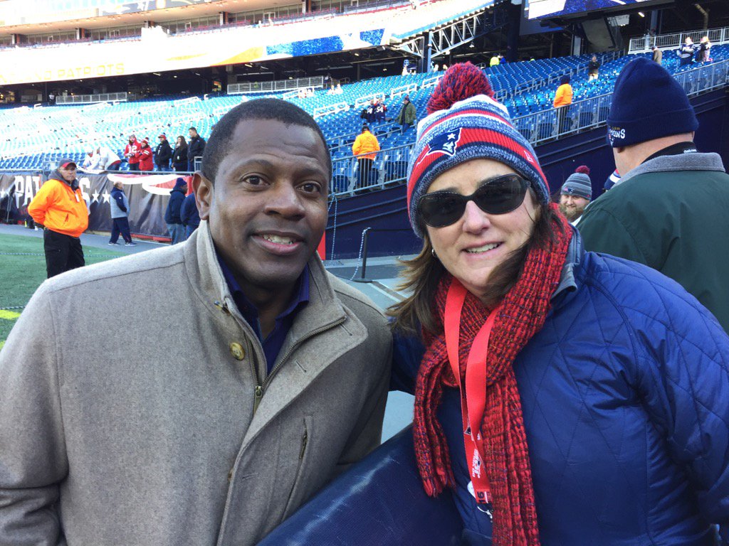 drpete_'s tweet photo. #atpatsgame https://t.co/PjPxgtnc3t