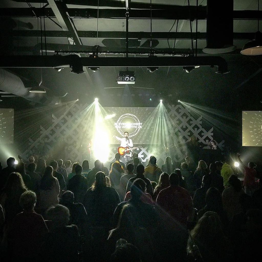 therossharris's tweet photo. With standing room only, this morning we launched our 26th @life.church location in Ft. Sm… https://t.co/UxAQzuxtQQ https://t.co/XVrdWBIxAF