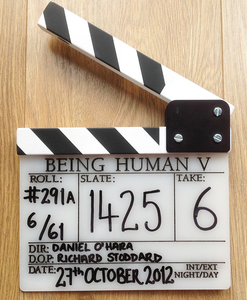 DMolonyForum's tweet photo. JUST 6 HOURS left to enter #MMMPrizeDraw &amp; WIN #BeingHuman (&amp; more!) prizes from @damienmolony! #YouCanDoThis https://t.co/Sbb7sQIq3k https://t.co/xB6B9AFIBa