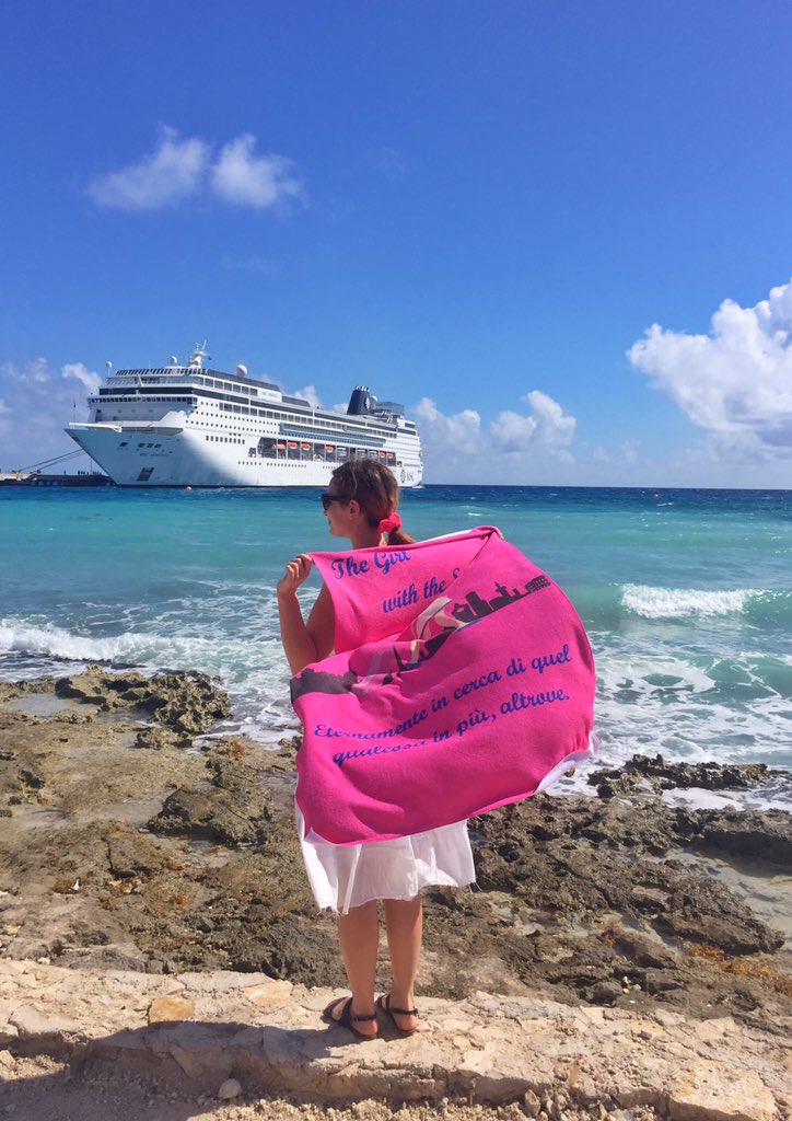 SilviaCartotto's tweet photo. Oggi così, alle rovine Maya di Chacchoben, in Messico, vicino alla spiaggia di Mahahual. #thegirlincrociera #MscArmonia https://t.co/ZLujytHbaK