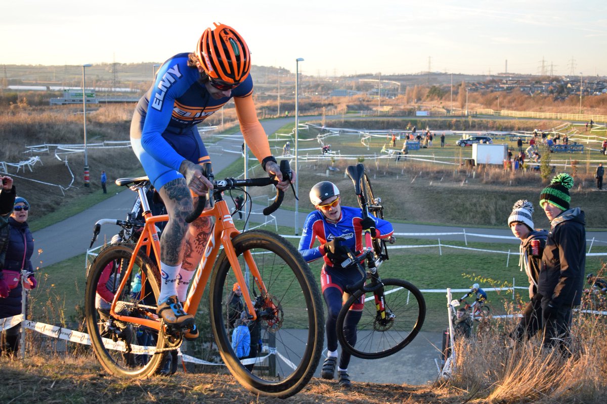 SEdgeCycling's tweet photo. @gommy374 never far off the action today, taking 3rd! #SouthEastandEastRegionCXchamps https://t.co/91SW42GQLl