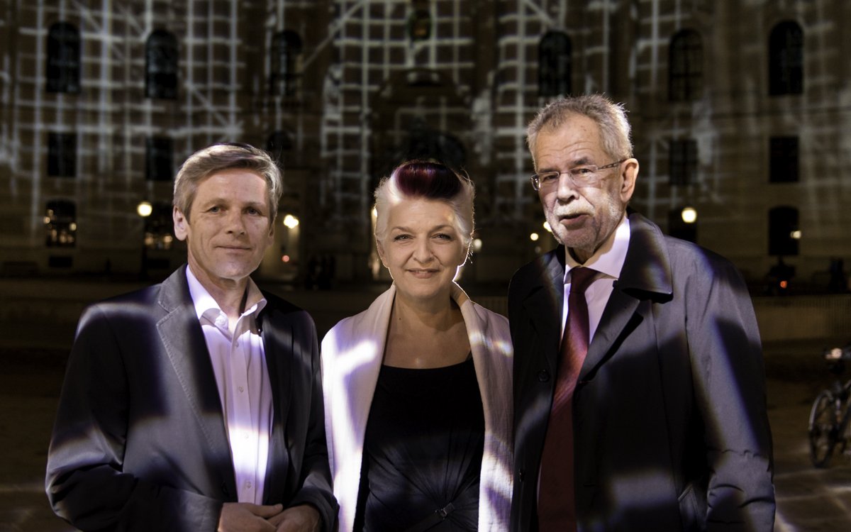 VictoriaCoeln's tweet photo. #victoriacoeln  #very happy and relieved–congrats to our new president!! #VanDerBellen #futureandhumanity #dystopiaeutopia https://t.co/dig3Dae7bl