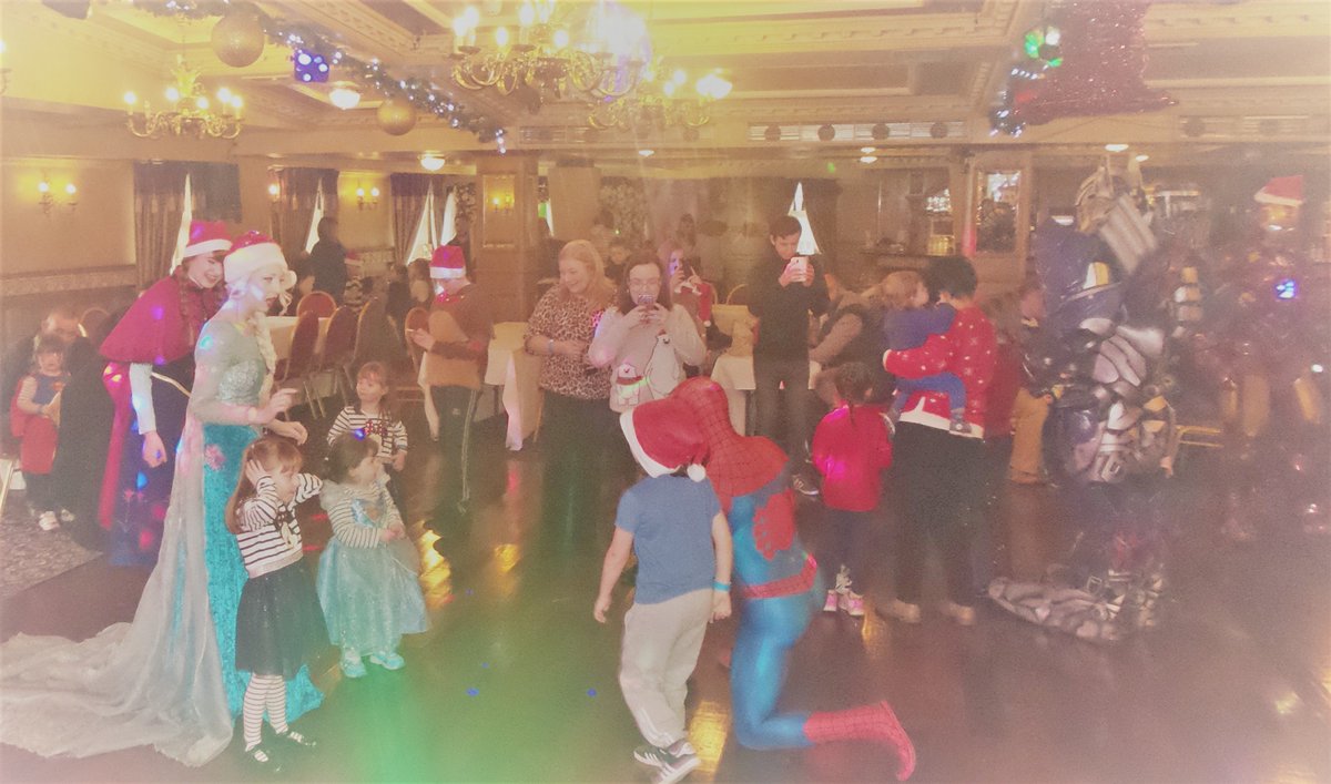 Great day at our SUPER Santa Sunday today with <a href="/LOC_Downevents/">LOC-Down Events</a> #bellinisnewry #newry