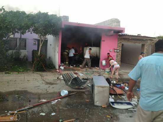 flechitasatodos's tweet photo. #Explosión en #panadería deja una #personamuerta y dos heridas en #LasDuna https://t.co/0G6E6HIi1K https://t.co/N2VnuxiRW8