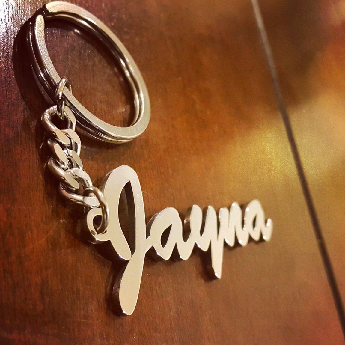 NamedKeychains's tweet photo. Get your #personalised #keychains #Christmas #newyear #gifts #birthdaygift #steel #customizedkeychains #family #friends #uniquegifts #love https://t.co/VgoYfn1tFd