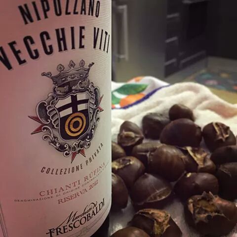 iswacademy's tweet image. Castagne e Nipozzano Vecchie Viti Chianti Rufina Riserva di @FrescobaldiVini per &quot;scaldare&quot; le serate invernali!