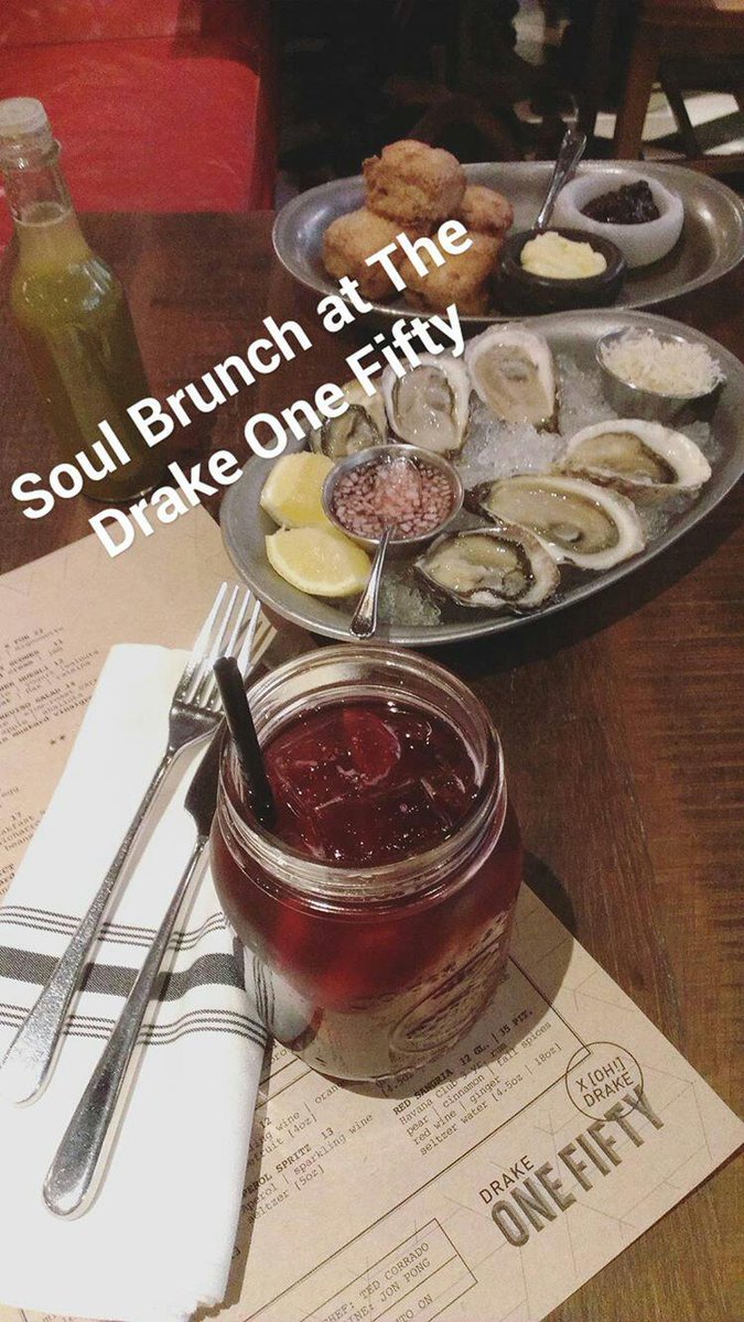 taliasfootsteps's tweet photo. Soul brunching at Drake One Fifty. Blueberry scones, oysters &amp; sangria to start! 😍 cc @helloLisaNg @thedrakehotel #toronto #goodeats https://t.co/0n4LSxUWJl