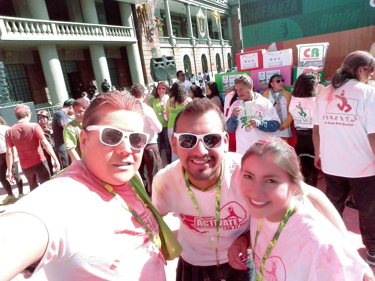 carloscamacho02's tweet photo. En la Carrera #PRIColor #Tlalnepantla #ActivateConElPRI #TapasXLaSalud #MNPasiónYTalento @PRI_Nacional https://t.co/SSDY6CHTtx