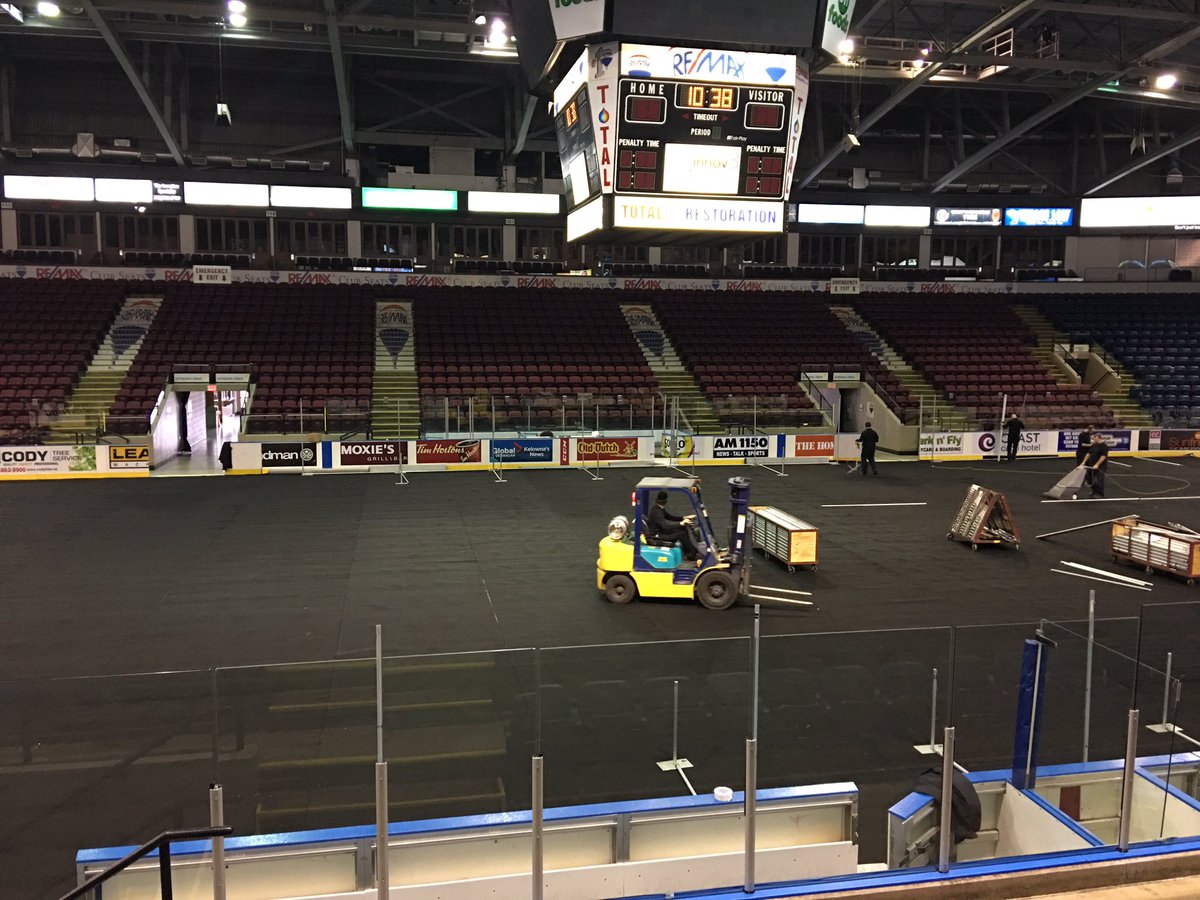 ECFairs's tweet photo. Good morning @cityofkelowna!! #ECF2016 is at @ProsperaPlace setting up for #free #education &amp; #career fair happening tomorrow! https://t.co/DWjCzUIX9K