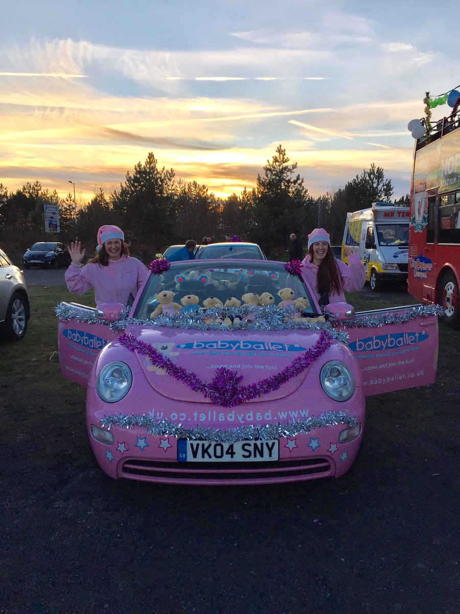 Miss Jennifer &amp; Miss Rebekah had so much fun at the <a href="/chrisparade1/">Christmas Parade</a> thank you for inviting us x #southport #babyballet #pinkcar #Christmas