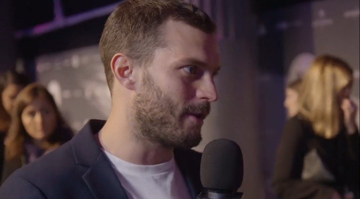 ConnorStorrieCA's tweet photo. Jamie on the @BIFA_film #BlackCarpet! #JamieDornan https://t.co/ksE6Gcs5QK