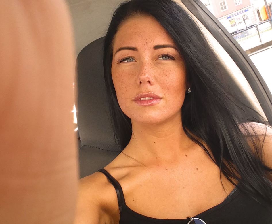 Fickbeziehung66's tweet photo. https://t.co/LbsEp8PTBn <- 10 Gratis Sexcam Minuten, mit versauten Girls.
#lillylil #anal #outdoor #livecam #daten #schweiz https://t.co/5CDyGEPT1z