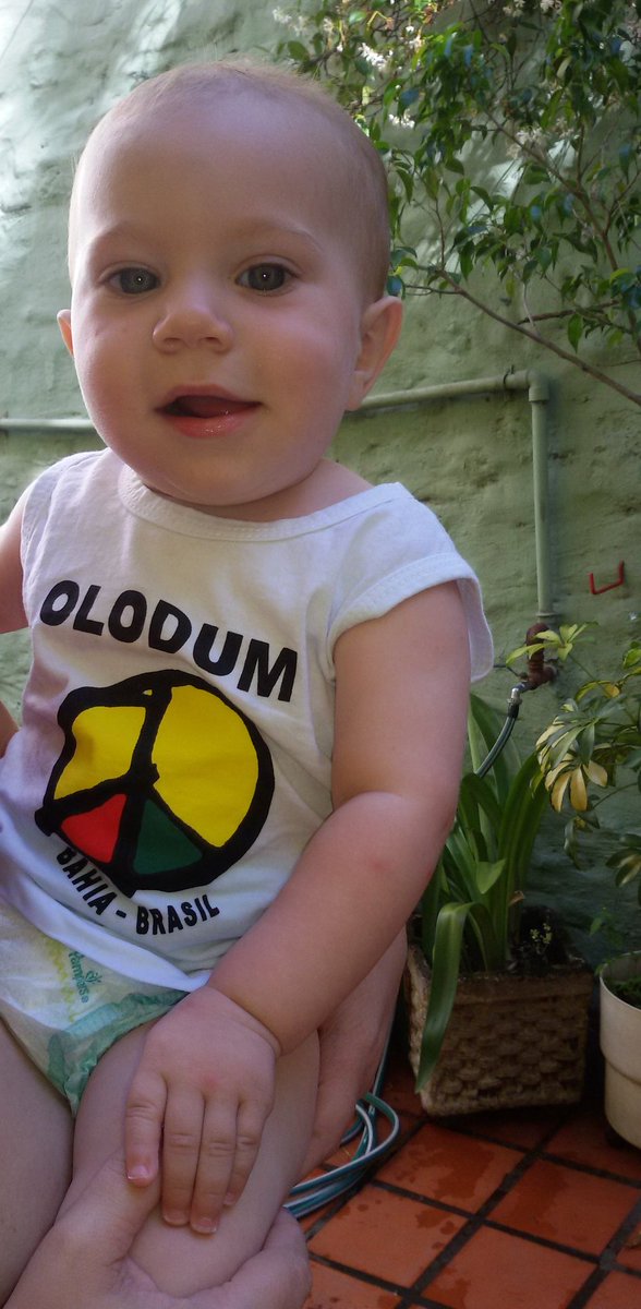 comingcolors's tweet photo. un poco de noventas para la tía @julitadt https://t.co/qSyFkpHLc0