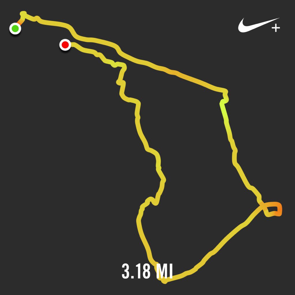 djrussc's tweet photo. #5K a day streak lives on! Day 11 for me & Day 10 for Bear!! #BeTrue @NikeRunning #NRC #WeRunPDX #BearOnTheRun https://t.co/7hPPV47SAK