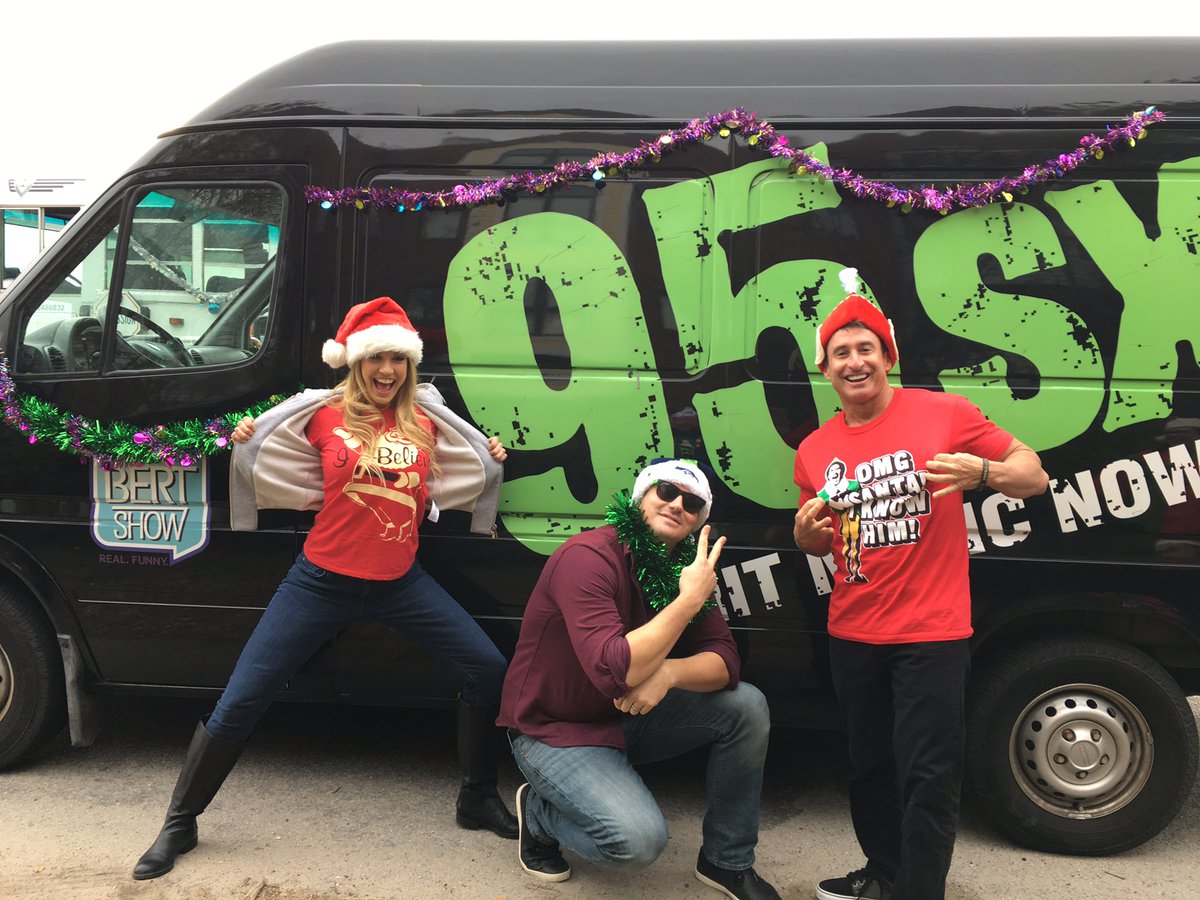 95sxHitMusicNow's tweet photo. @TheBertShow @KrisKling @MootePoints @BertShowBert #NippleTweak #CharlestonHolidayParade https://t.co/YaDtQ71jhN