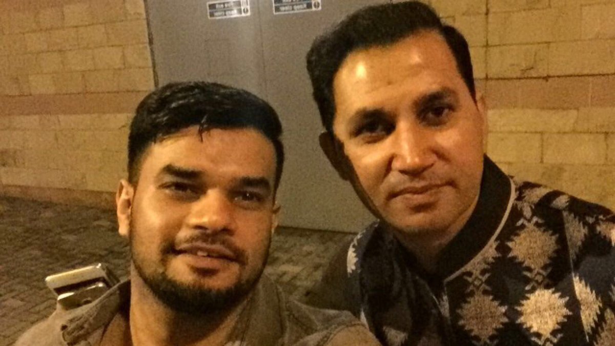 uzzyme007's tweet photo. Always pleasure meeting him #muchrespect #humblepersonality @matloobtahir https://t.co/V2IOQbihCr