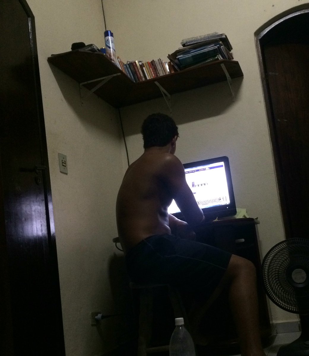 samaramohamad's tweet photo. Quando ta rolando wct esquece que tem namorada kkkkk https://t.co/u1a2S5siLJ