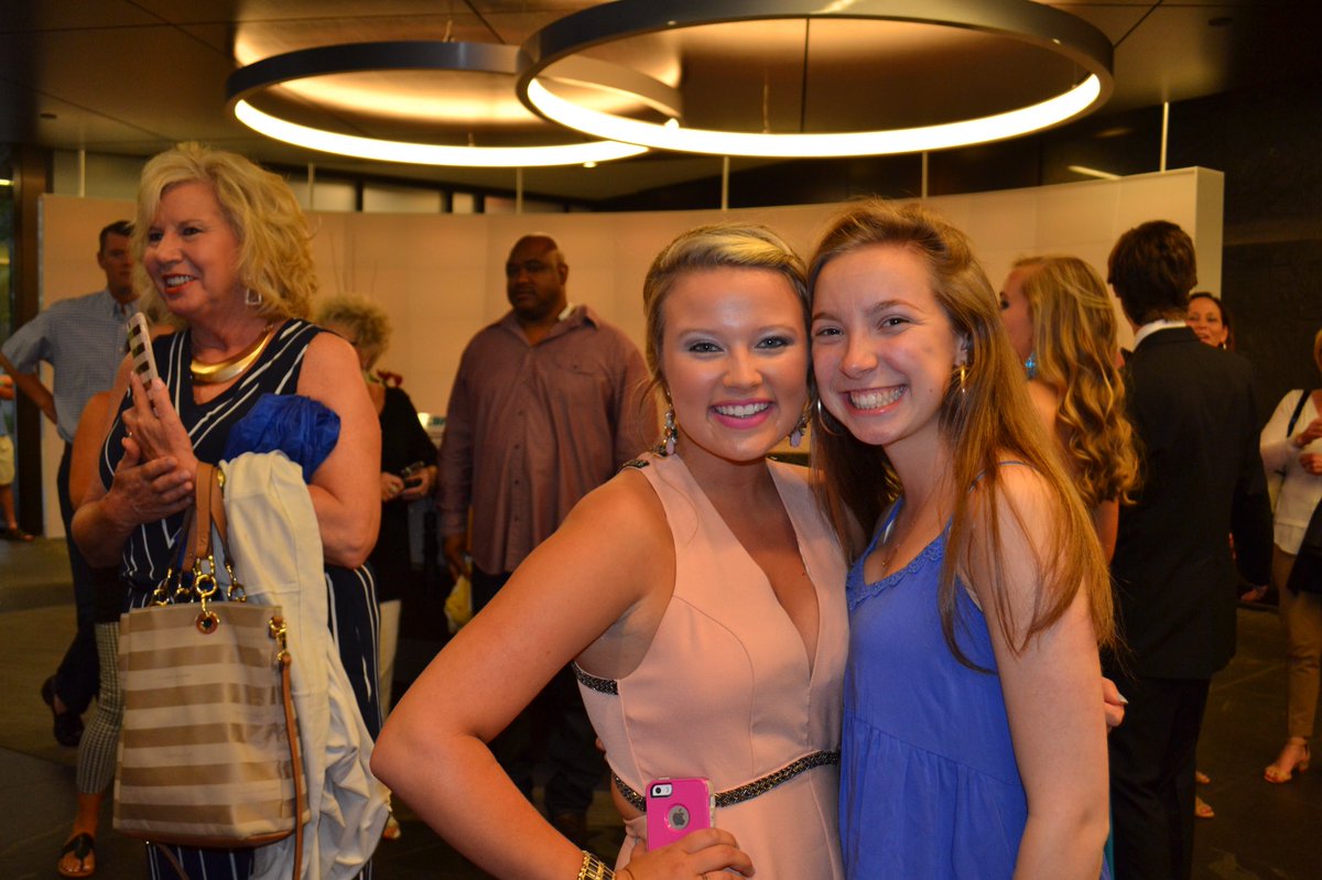 samfhenryy's tweet photo. happy birthday to one of the best people!!! @ameliammadden i hope your day was great love you ❤️❤️ #roadtostate https://t.co/u2gDvoL9zC
