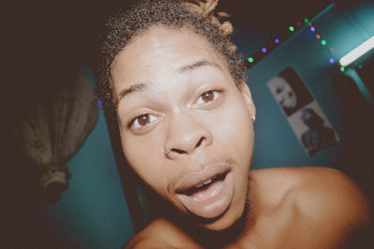 duwaynehinds's tweet image. When I see food in the distance. Lol. 😁 #caribbeanxmasfiles #phototwo #iwokeuplikethis #maybe #rawme