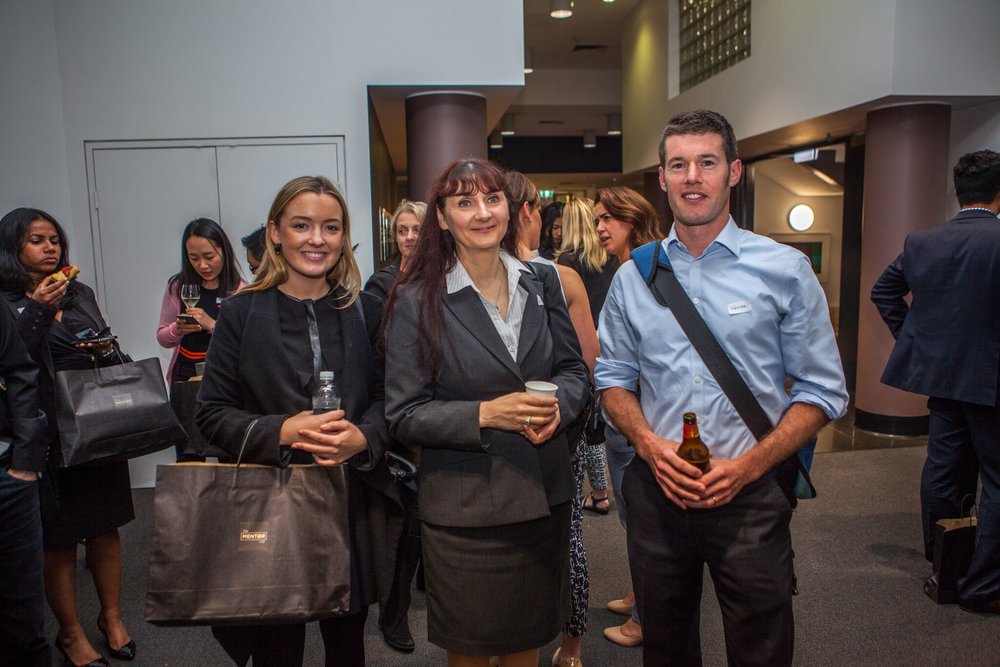 DrVesna's tweet photo. Enjoy meeting wonderful people at the #MENTORLIST #MENTORLISTLAUNCH #MENTORLISTBRAAAP https://t.co/Re9nypL7FS