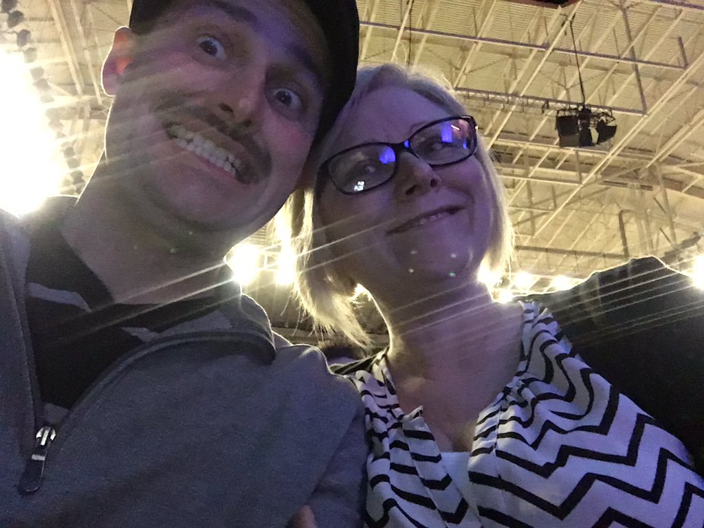 acostamagic's tweet photo. At the Jeff Dunham, concert at Verizon arena. #acostamagic #childrensmagician https://t.co/NwO0v1T5Cz