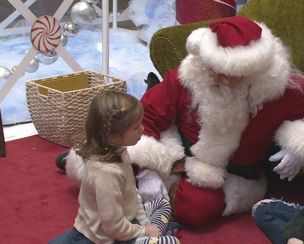 Sensitive Santa project gives children with autism time for a photo-op

cbc.ca/1.3880958