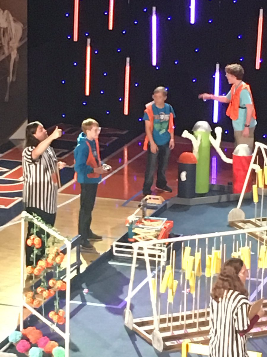 schescience's tweet photo. Semifinal Driving Team!!!! #bestrobotics2016 #southsbest2016 https://t.co/EHHj1T7IQM