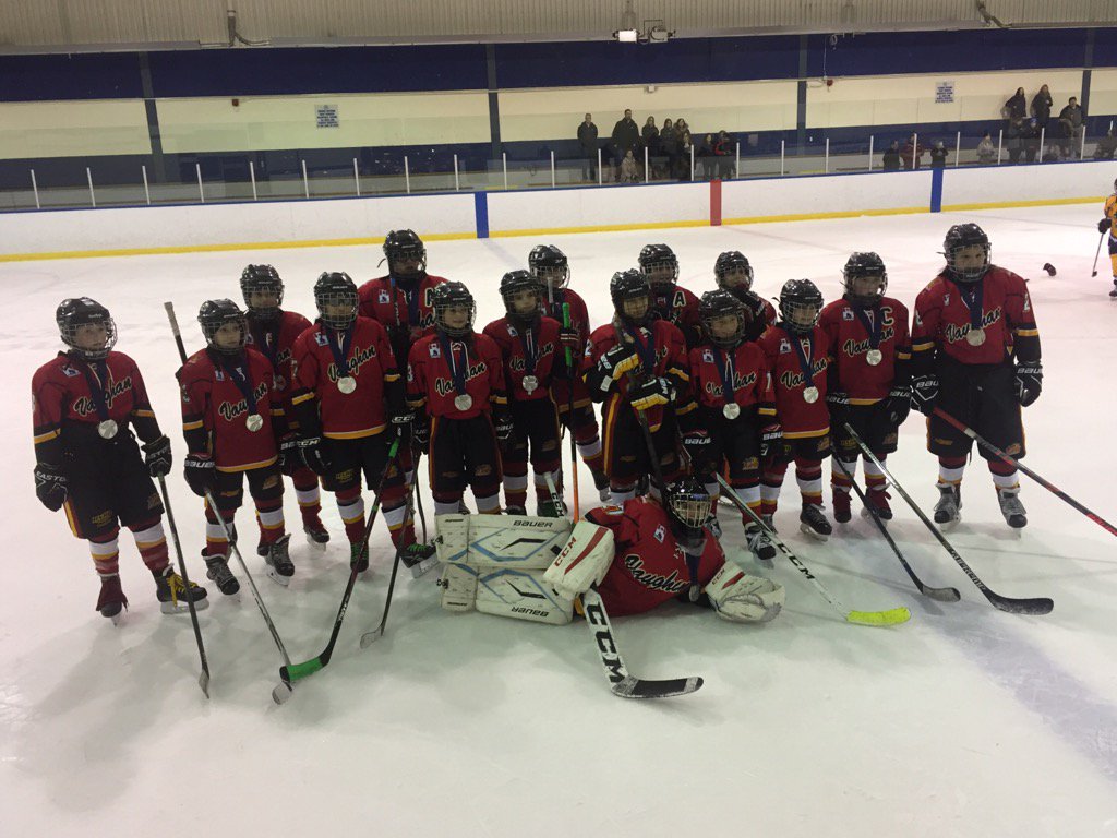 deSousaJohn's tweet photo. Atom B @GoVaughanFlames finalists at Whitby Tournament. Game decided on 4th penalty shot after 1-1 tie and OT. https://t.co/mGfNPhAzPS
