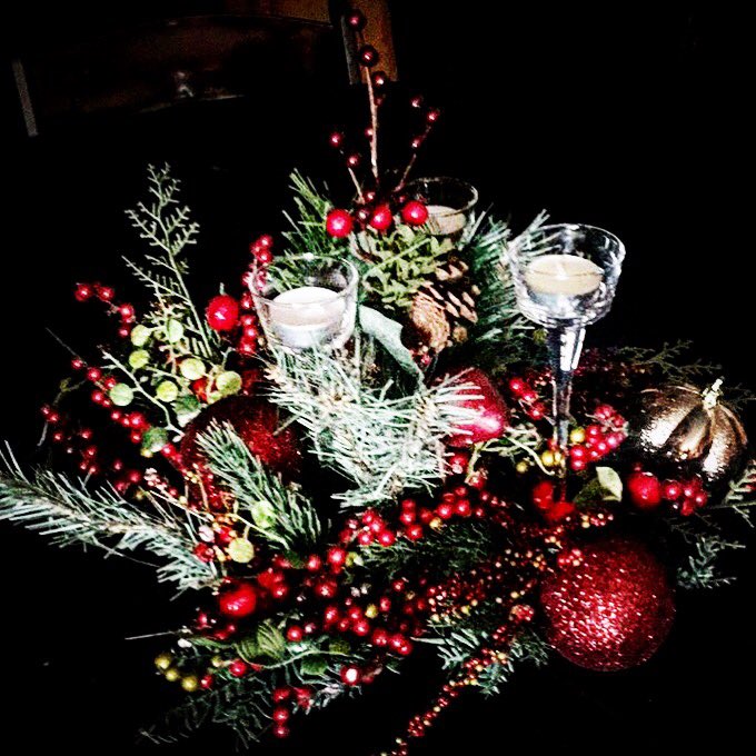 We #love this time of year 🎅🏼❄️🎄 and we always enjoy decorating our gorgeous facilities! 😍 Look for more pics next week! #RFC