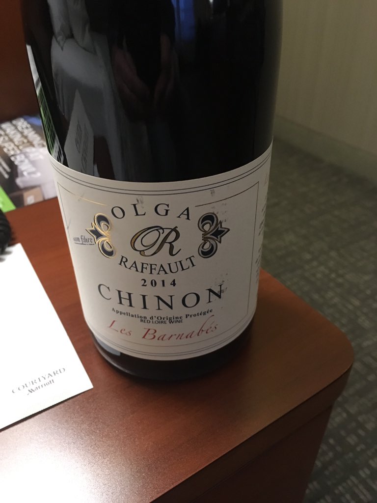 Duffs_Wines's tweet photo. On the road in #providence but stopped to celebrate #cabfrancday Salud @Dracaenawines #raffault #chinon #wine https://t.co/JKlSLdbJRm