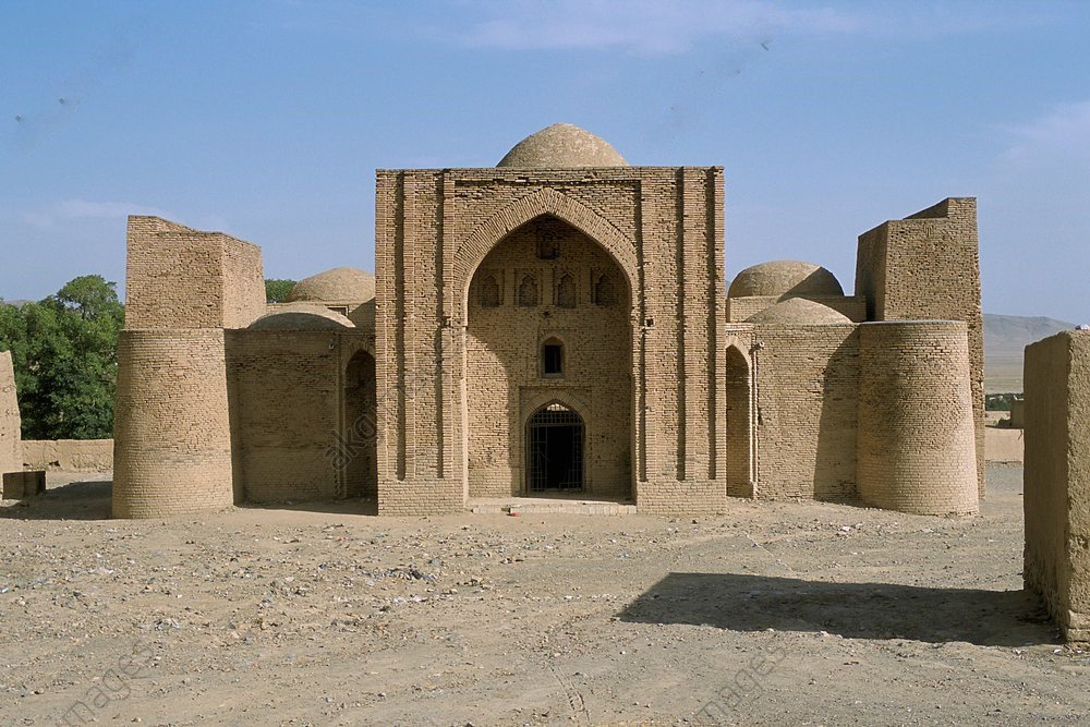Bagh_eBabur's tweet photo. 15th cent. Tomb of Abdul Razzaq, son of the great #Uzbek astronomer &amp; polymath Ulugh Beg, Ghazni, #Afghanistan. https://t.co/wC4LNDJjHv