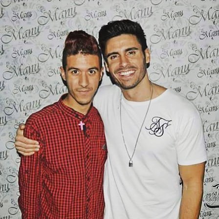 _JuanxuOficial_'s tweet photo. Gran noche la de ayer con @NoelBayarri #MojoFieston #ManuCopas https://t.co/vTFTx3PYqU