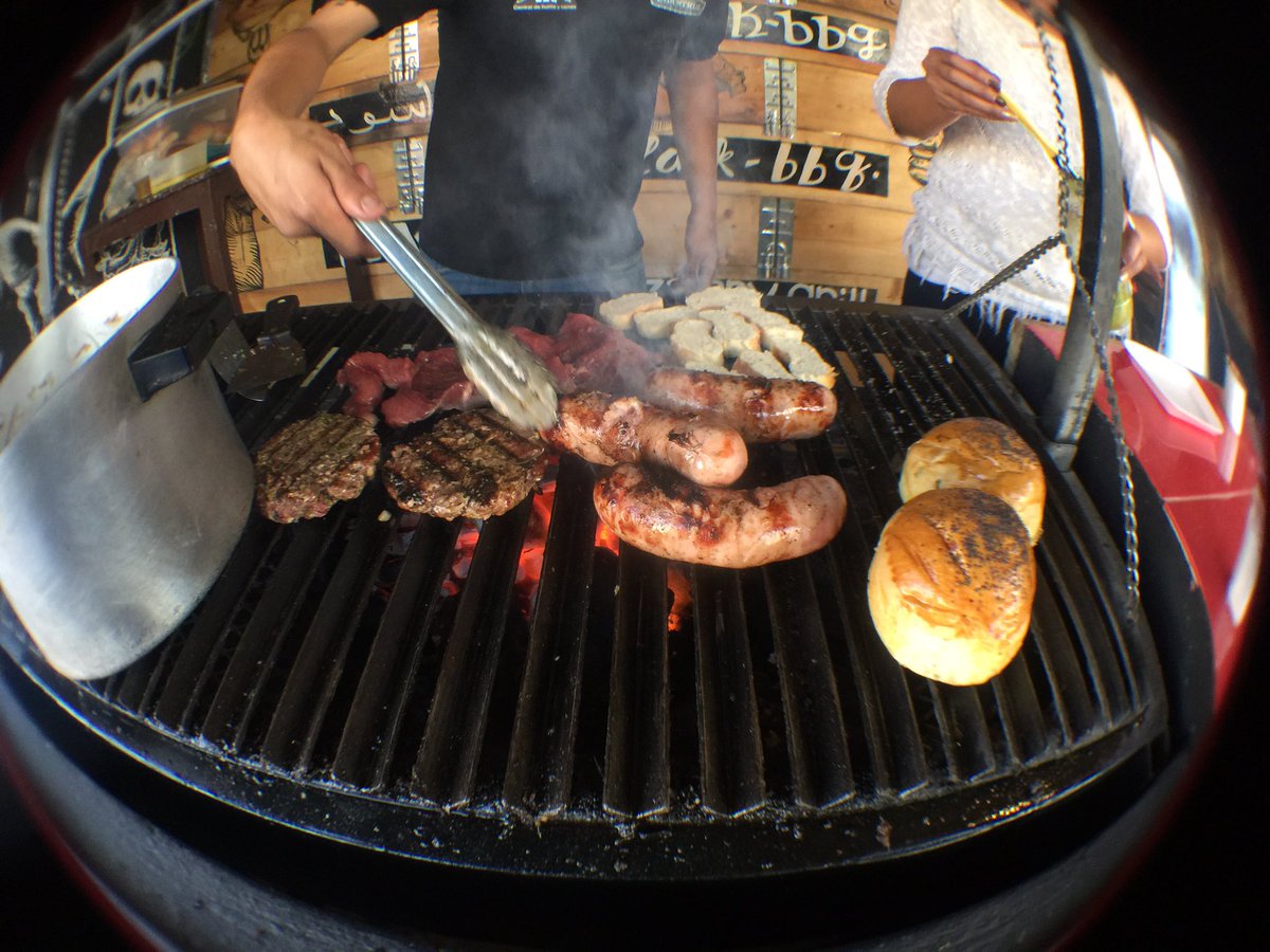 Black BBQ tweet media