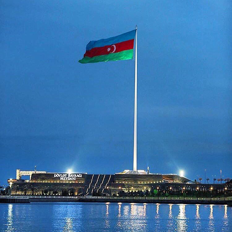 dokuzkalemadana's tweet photo. 🇹🇷🇦🇿
Can #Azerbaycan'dan  

İyi geceler.. https://t.co/mheGplfmLv