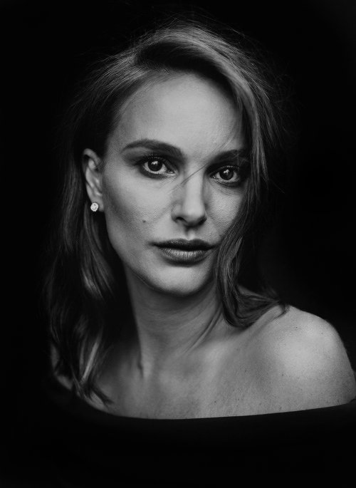 Natalie Portman Black And White