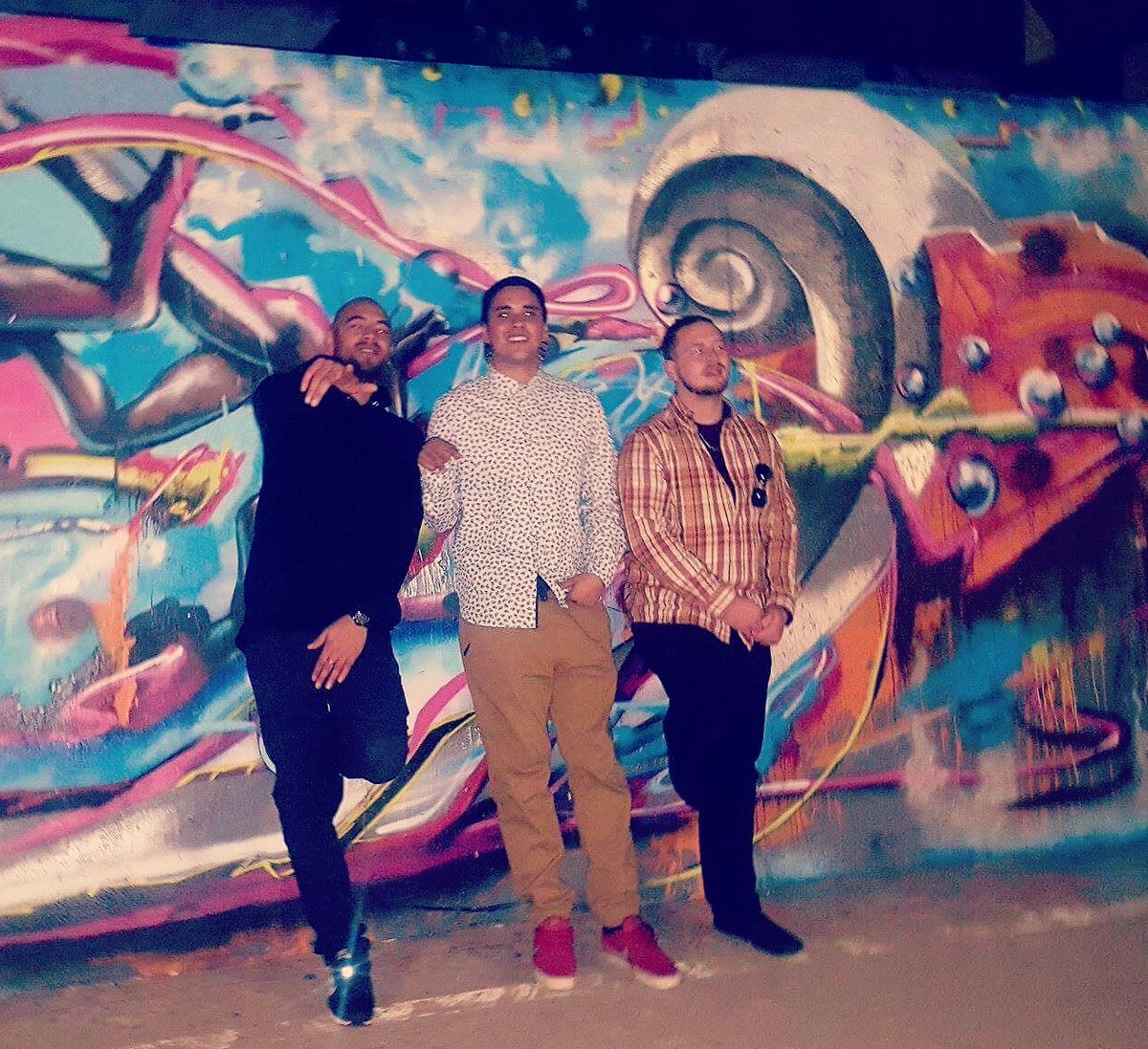 OnyxTheWarrior's tweet photo. Squad shit @tristonryan @Rojer_RapAlot 
#SCUM #AtlasSquad https://t.co/Wx4nvuh0ez
