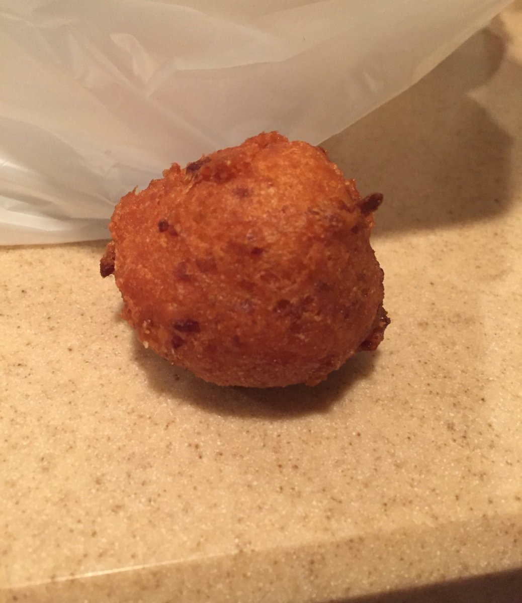 PrinxeHitEmUp's tweet image. When you tryna take a nap but your dog won't be quiet🙄🙄🙄🙄🙄😑