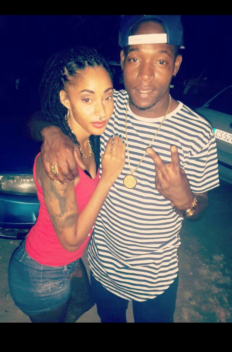 Lybi_Ink's tweet photo. Happy B. #chou le début de plein de bonne chose pour toi #GrosCalin 💋🐛🐊👑 https://t.co/xnkUa8beDu