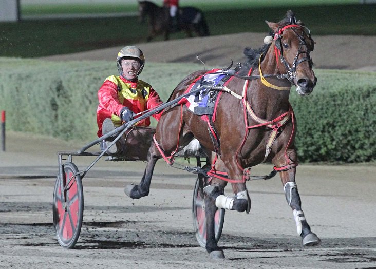 Terang's <a href="/JLee_8/">Jason Lee</a> off to strong start in <a href="/AustralasianYDC/">AYDC</a>. The action continues today at Pinjarra. bit.ly/2g0Ytpf