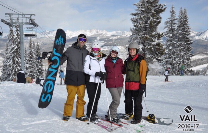 tath0487's tweet photo. Slidin' into the end of the year with my ride or dies! Get it? ;) #friends #adventure #studybreak https://t.co/21LwtEOOIb