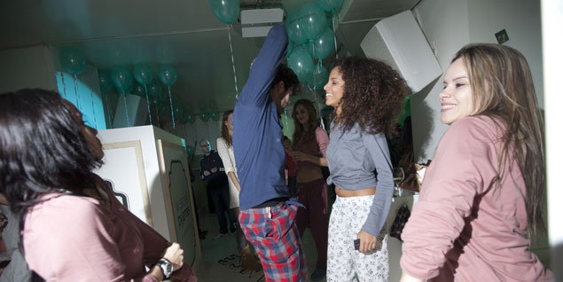 FallaEcuador's tweet image. Fiesta Pijama Femeninas.Confirmar asistencia x whatssapp se va a encargar la cena Habrá Amiga Invisible (5€ máx).bajar gorro pandereta y 2€.