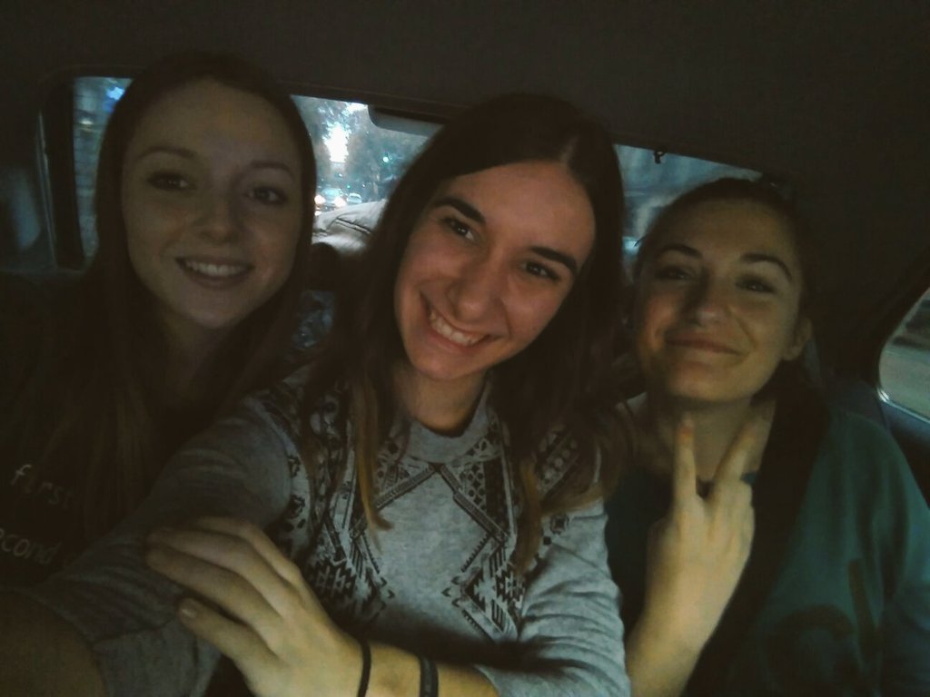 lasdestrangis's tweet photo. Este finde nos hemos vuelto a juntar...Y se ha vuelto a liar parda
🔞😎😋 https://t.co/LpoeFQixm1