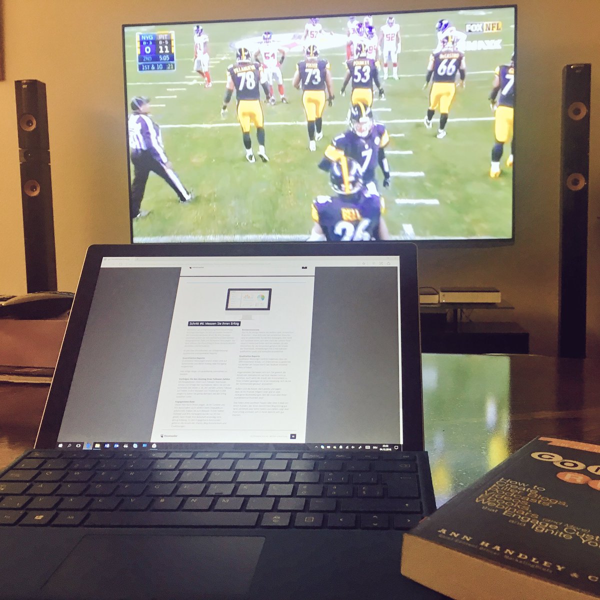 AminaTolja's tweet image. perfect way to finish the weekend: #footballsunday and excited for work tomorrow! 💪🏼 #ranNFL #cloudworker
