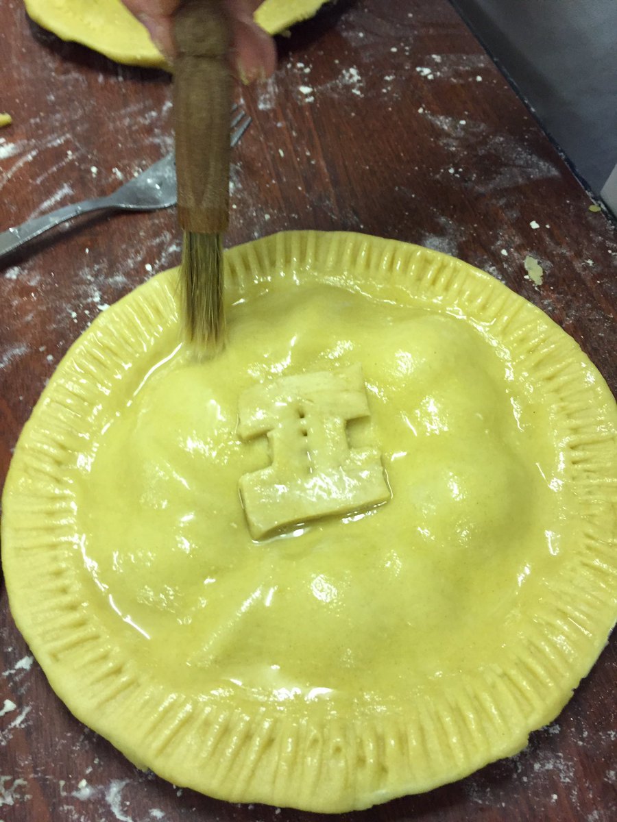 SmartRasp2's tweet image. Plum pie - The children at our after school clubs got creative with their decorations