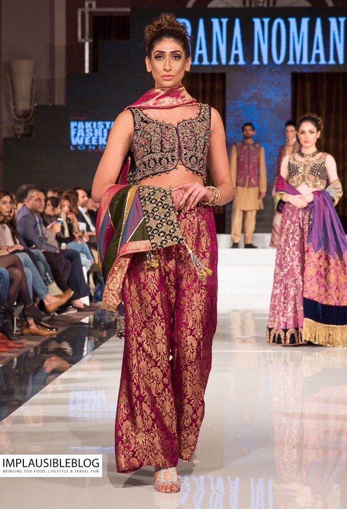 implausibleblog's tweet photo. An #IBFlashback to #PFW10 #PFW #LFW #PakistanFashionWeek #London by @IfraKamil #LondonIsLovinIt @BloggerBees #Fashion #Design #Style :) https://t.co/wXoffLJ5oq