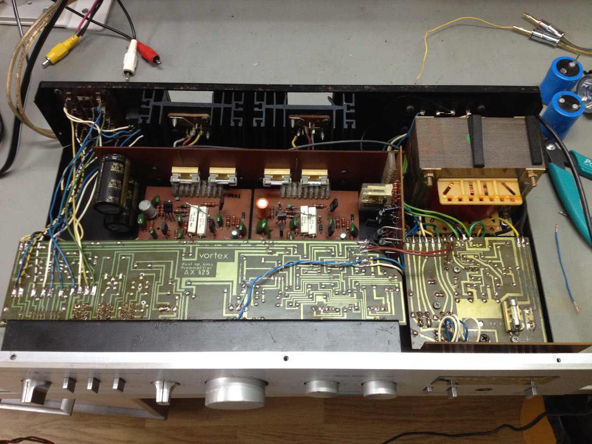 atm_audio's tweet photo. Una rareza. Amplificador Vortex XA45 https://t.co/XN0R9Jg4JO