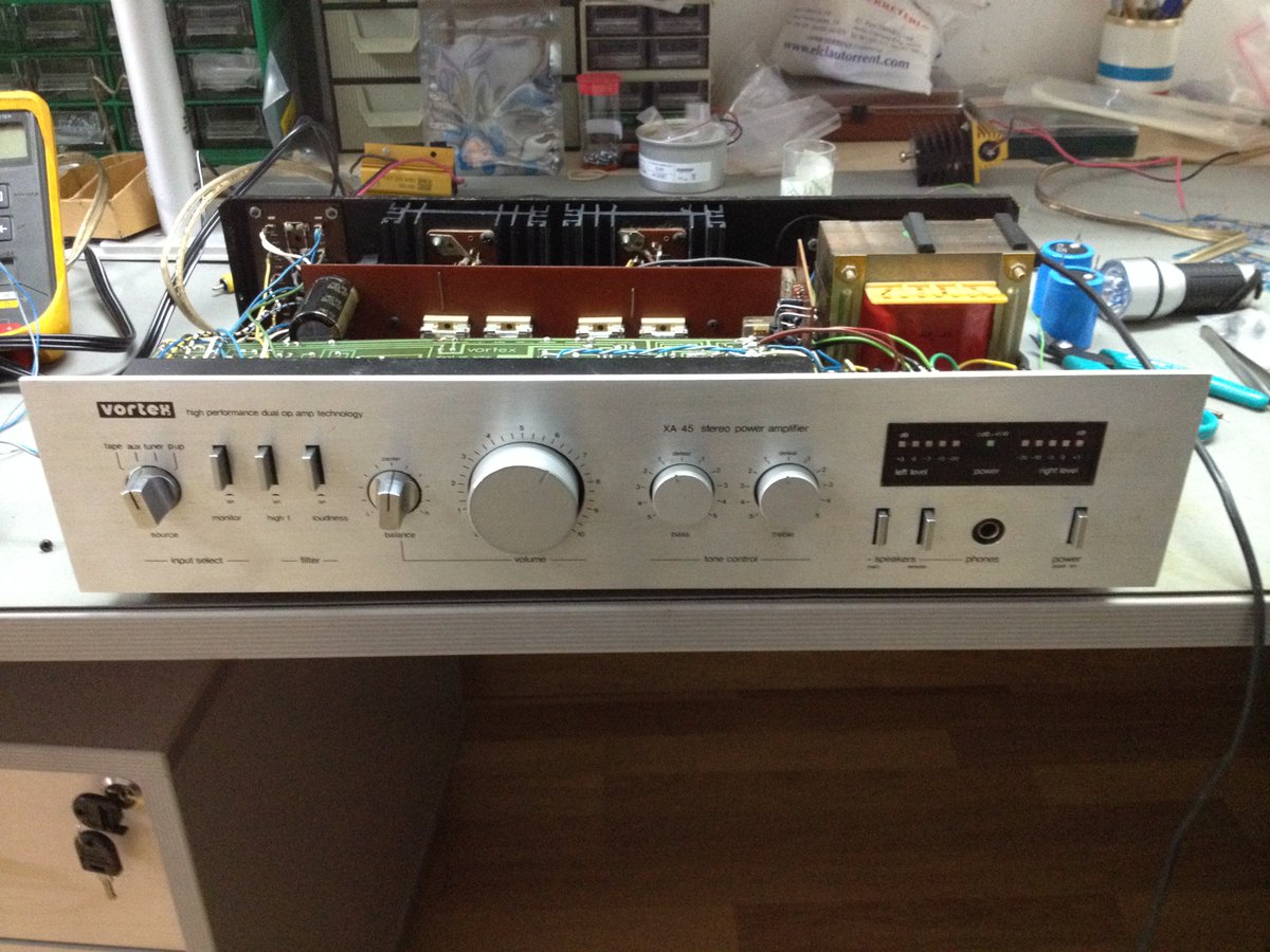 atm_audio's tweet photo. Una rareza. Amplificador Vortex XA45 https://t.co/XN0R9Jg4JO