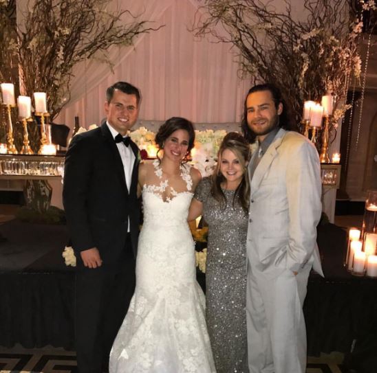 SFGigantes's tweet photo. ¡FELICIDADES A @JoePanik y @Tippy90!
#PintoToPanik #SFGigantes
(📷 vía jalynnecrawford//Instagram) https://t.co/EtfT2aHSjC