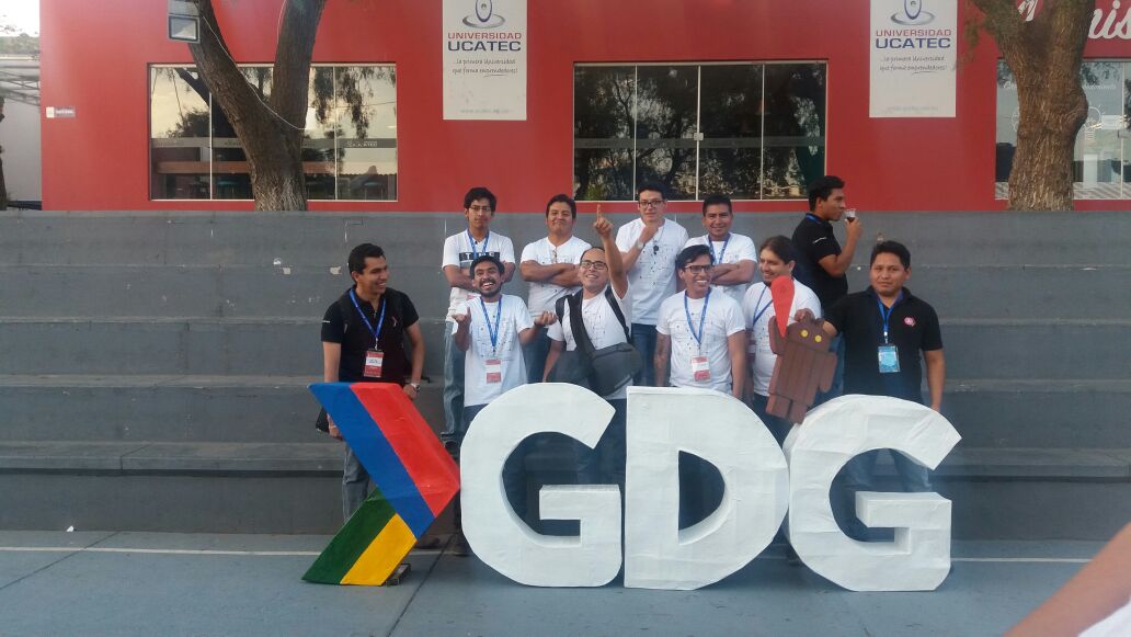 yulcodes's tweet photo. @GDGCochabamba y @WTMCochabamba rlz!!! Aun queda mucho de nuestro #DevFest16 #DevFestCocha16 https://t.co/2A2KHAkSqf