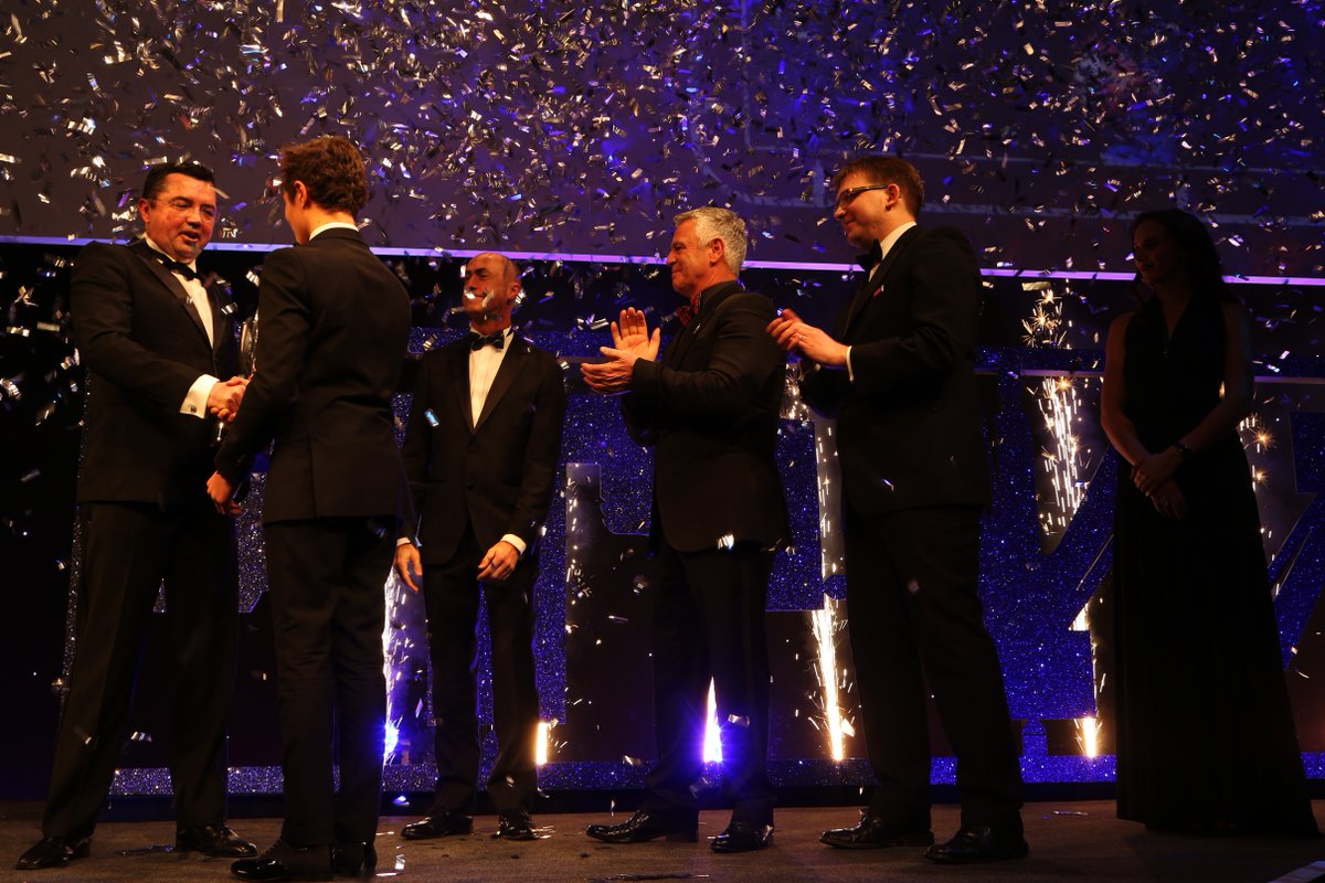 autosport's tweet photo. The 2016 @McLarenF1 Autosport @BRDCSilverstone Award winner - @LandoNorris. #AutosportAwards #MABA2016 (@latphotographic pics) https://t.co/wb8koXK7Au